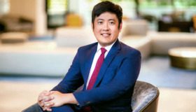 Christopher J. Lee - Bird Marella